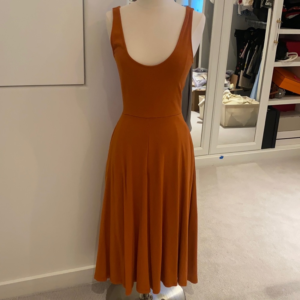Fall colored dress ready to go on a day date or family pictures!